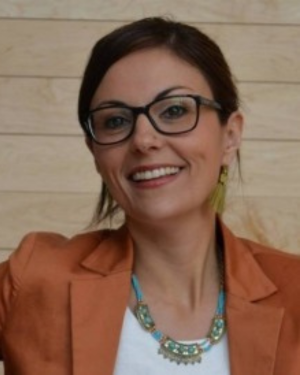 Headshot of Dr Katie Aubrecht